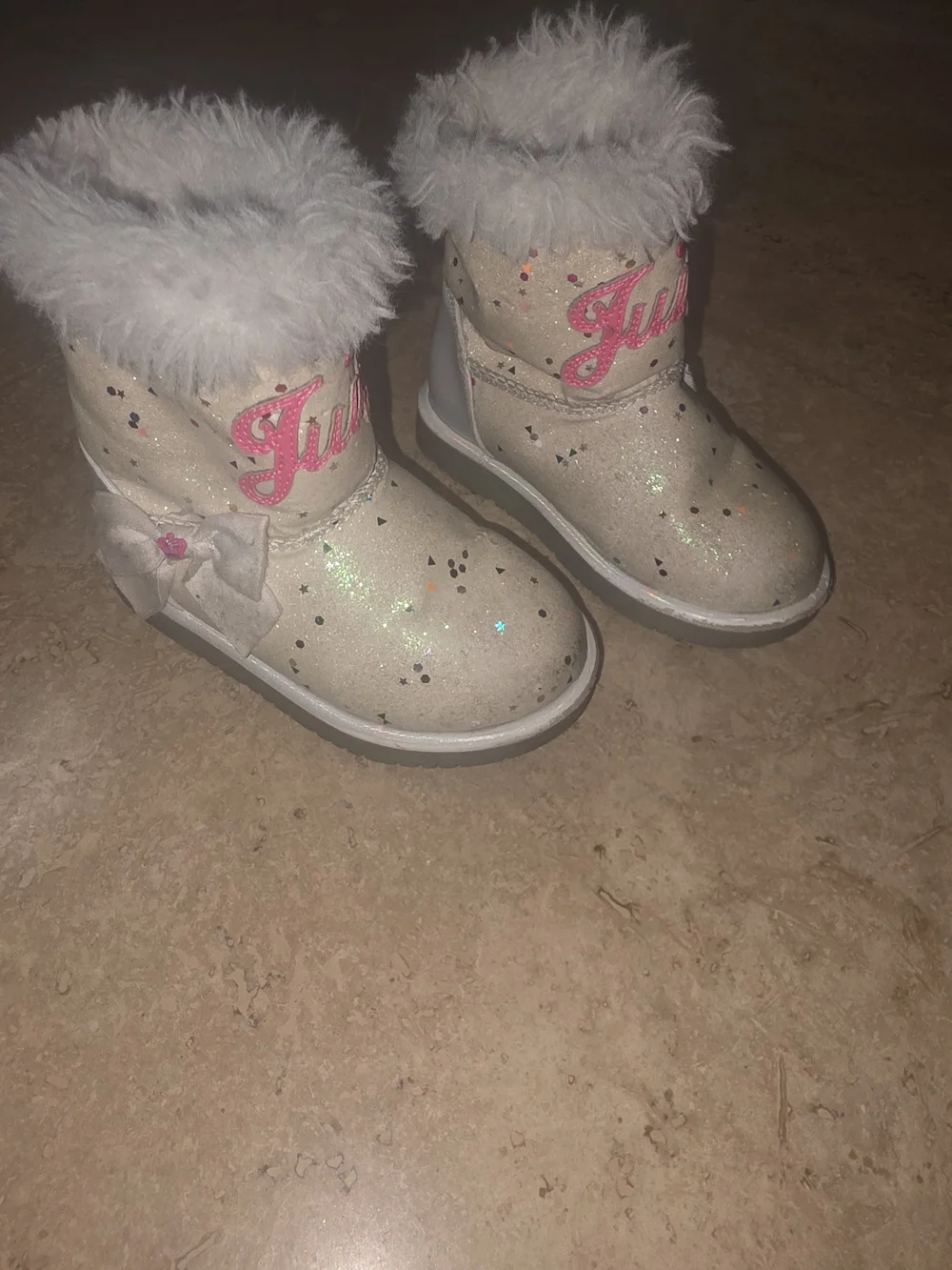 Juicy Couture Girls Glitter Faux Fur Winter Boots – Size 7